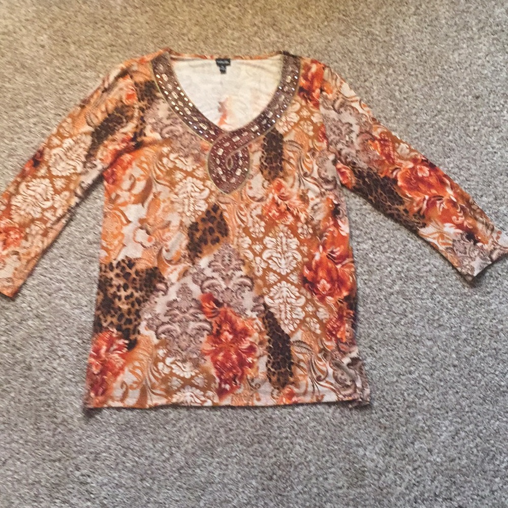 Woman’s Medium top; size M